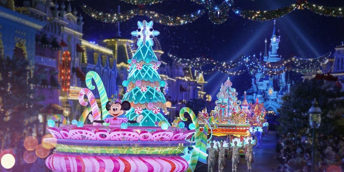 Disneyland completo con el increíble desfile navideño de Mickey en París, Fake Snow (Alias ​​Snoop)