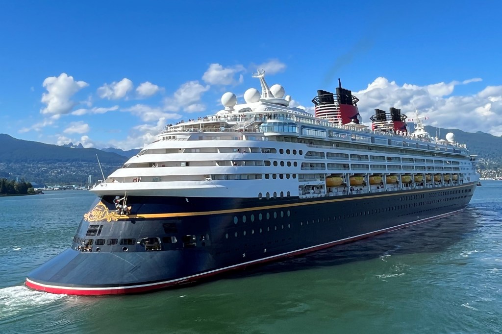 Un pasajero de 73 años muere tras abordar un crucero de Disney en Australia