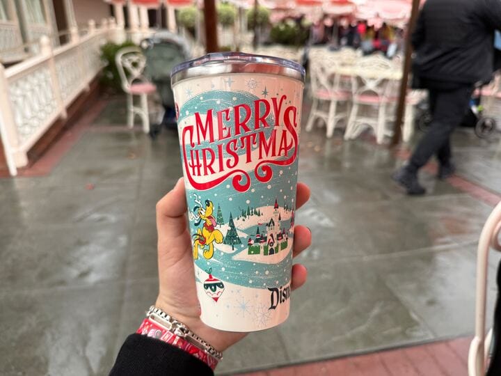 Vaso navideño de acero inoxidable ‘Feliz Navidad’ 2025 en Disneyland Resort