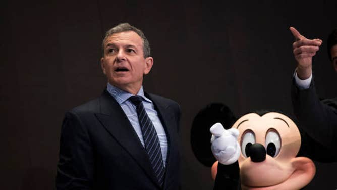 Otro desastre: la película ‘La Bella y la Bestia’ producida por Disney y basada en Gastón