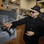 El francés Banksy planea convertir un puente de París en una cueva gigante.