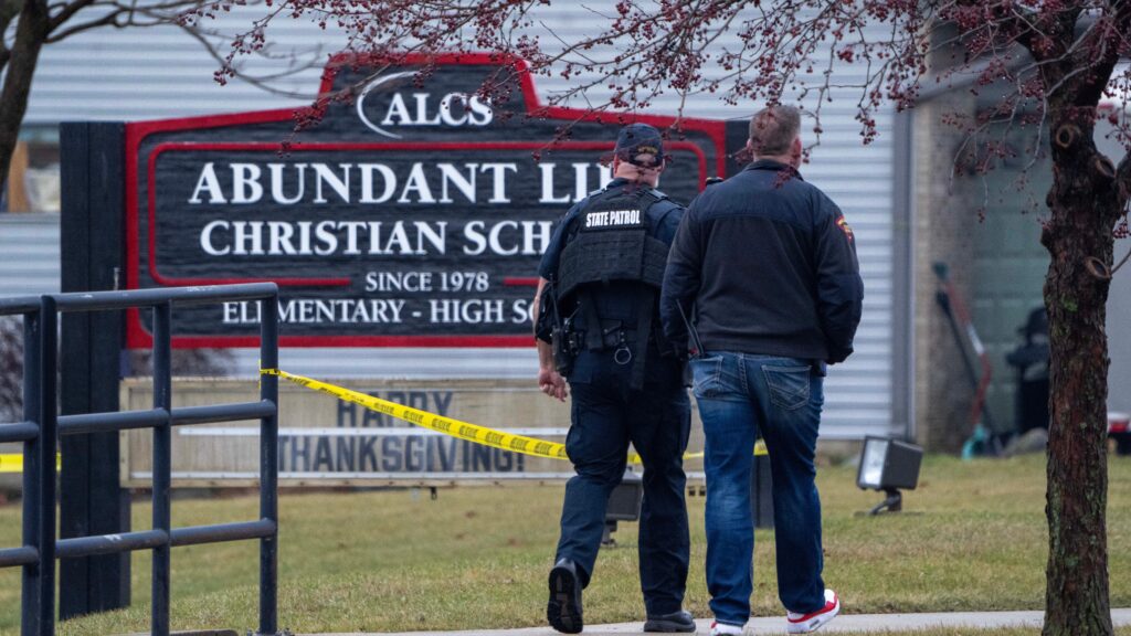 El FBI advierte a nivel nacional sobre la manipulación violenta en línea de adolescentes en Wisconsin