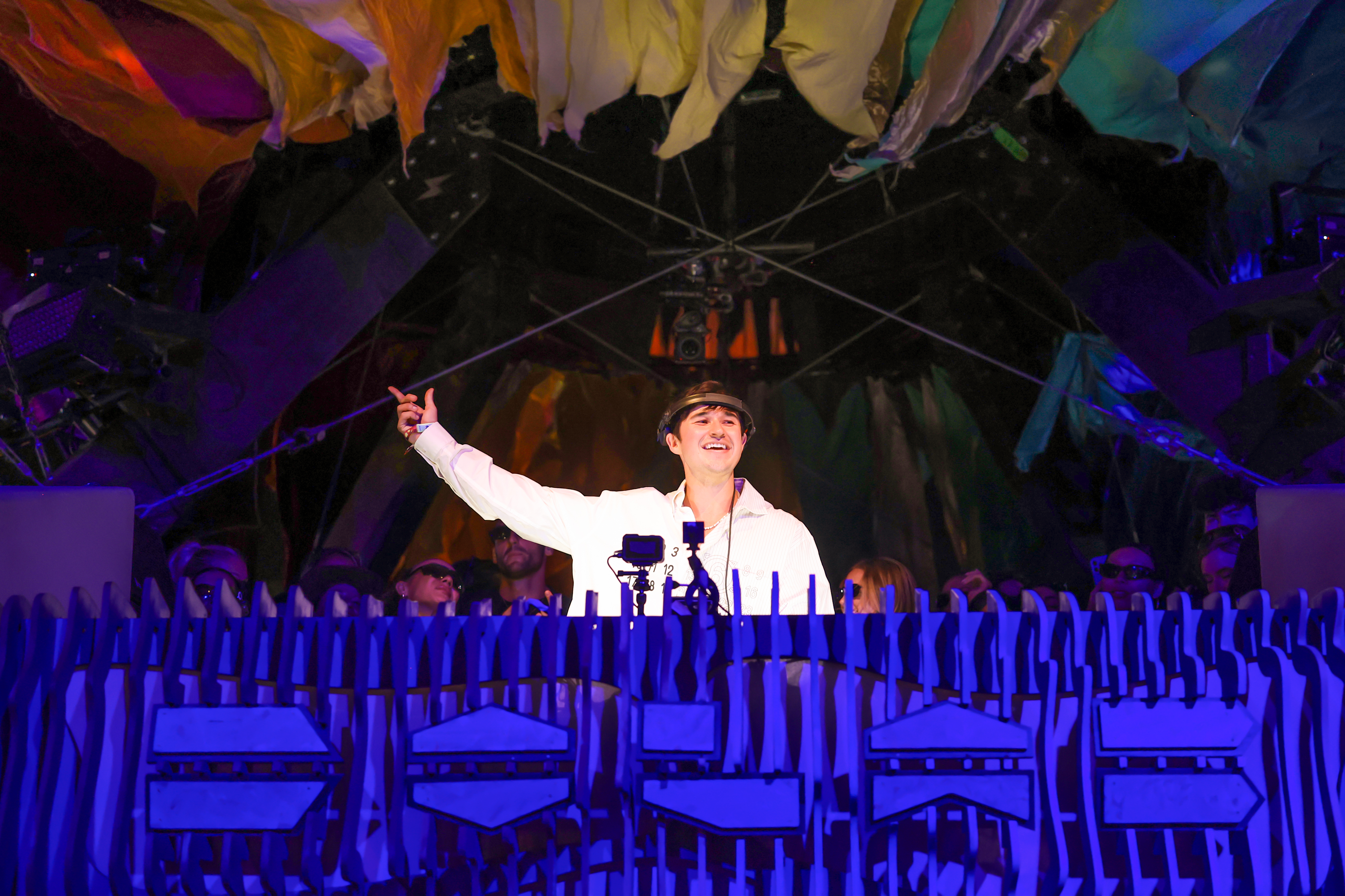 INDIA, CALIFORNIA - 10 DE ABRIL: John Summitt actúa en Do LaB durante el Festival de Música y Artes del Valle de Coachella 2026 en el Empire Polo Club el 10 de abril de 2026 en Indio, California. (Foto de Matt Winkelmeyer/Getty Images para Coachella)