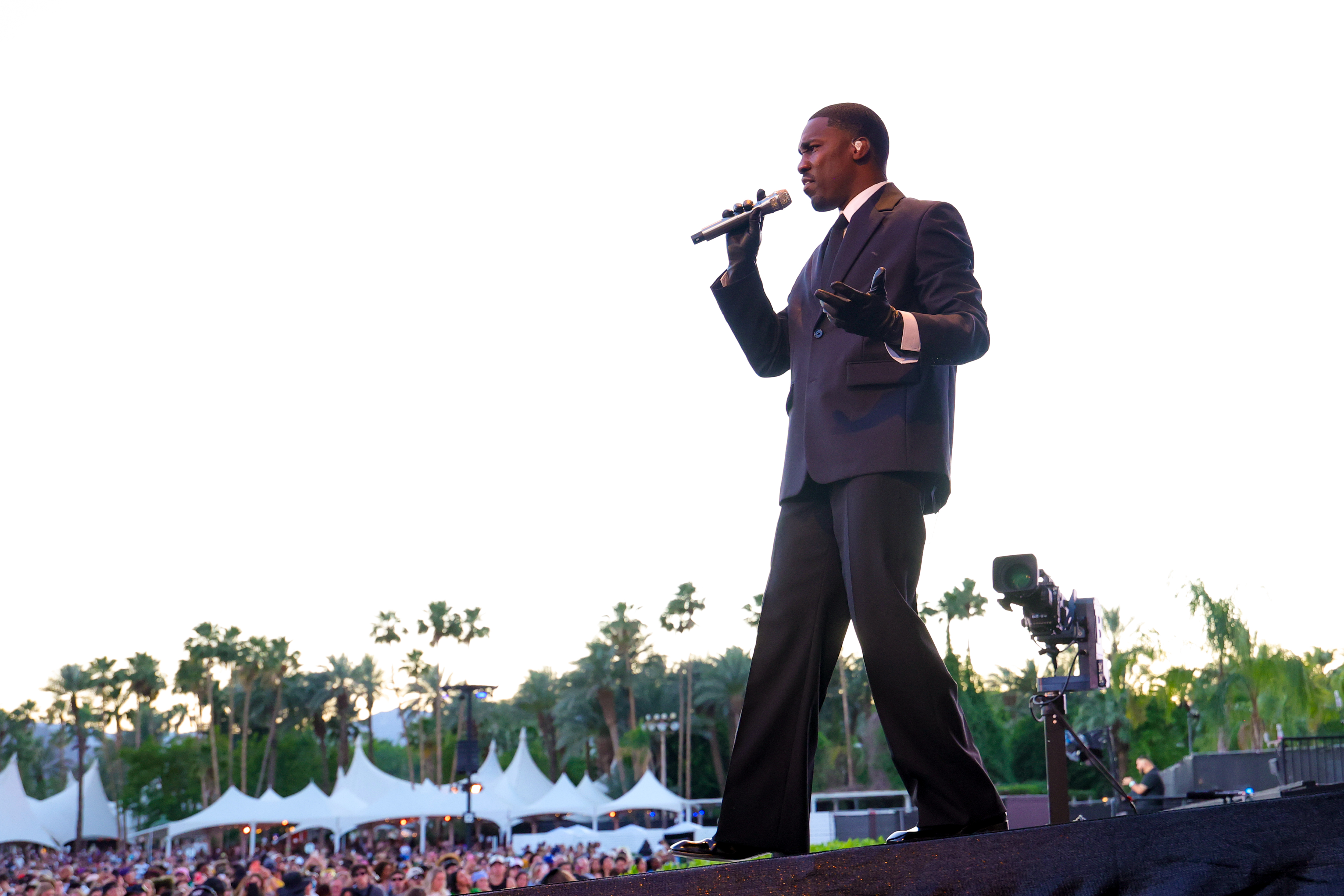 INDIA, CALIFORNIA - 11 DE ABRIL: Gavin actúa en el escenario de Coachella durante el Festival de Música y Artes del Valle de Coachella 2026 en el Empire Polo Club el 11 de abril de 2026 en Indio, California. (Foto de Kevin Mazur/Getty Images para Coachella)