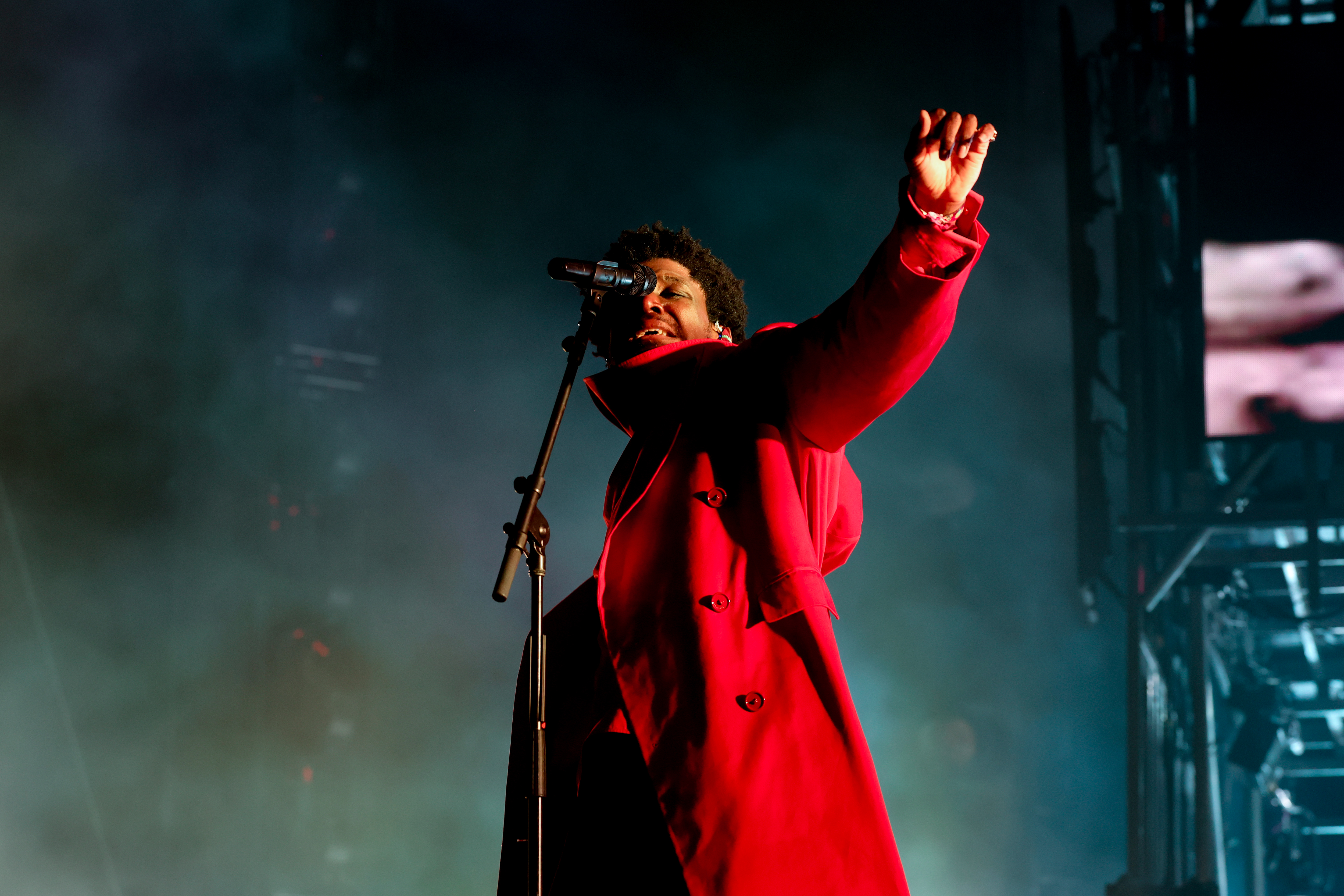 INDIA, CALIFORNIA - 11 DE ABRIL: Labyrinth se presenta en el teatro al aire libre durante el Festival de Música y Artes del Valle de Coachella 2026 en el Empire Polo Club el 11 de abril de 2026 en Indio, California. (Foto de Fraser Harrison/Getty Images para Coachella)