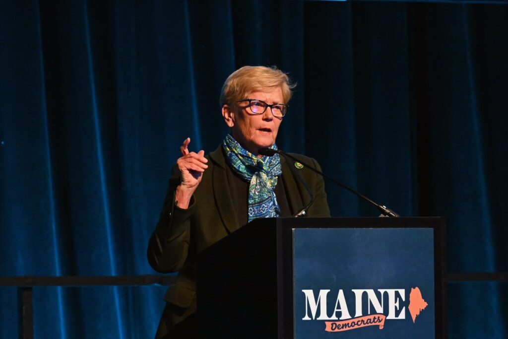 Pingree viajará a Texas para visitar al adolescente de Portland bajo custodia.